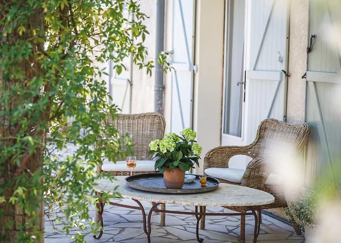 Marelle- Stunning With Pool Near Pezenas * Neffies